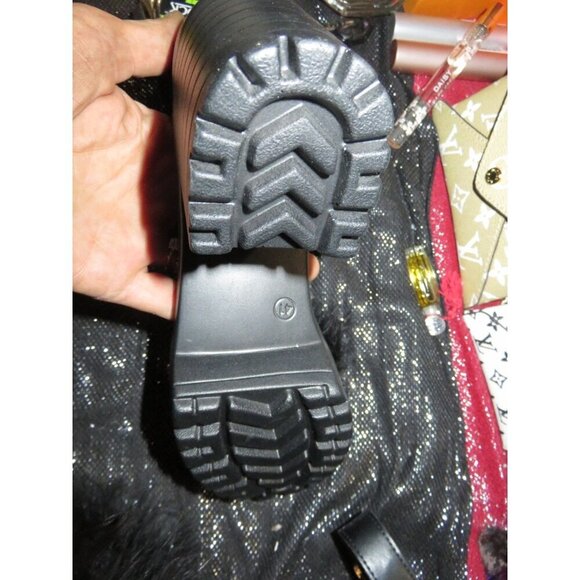 Chunky Platform Ankle buckle Feather embellished heels size 41 or US 9 - Picture 12 of 14